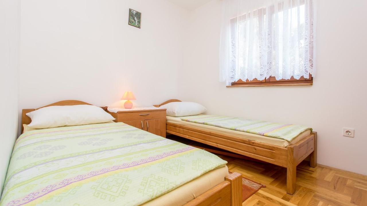 Apartment Branko Šilo Exterior foto