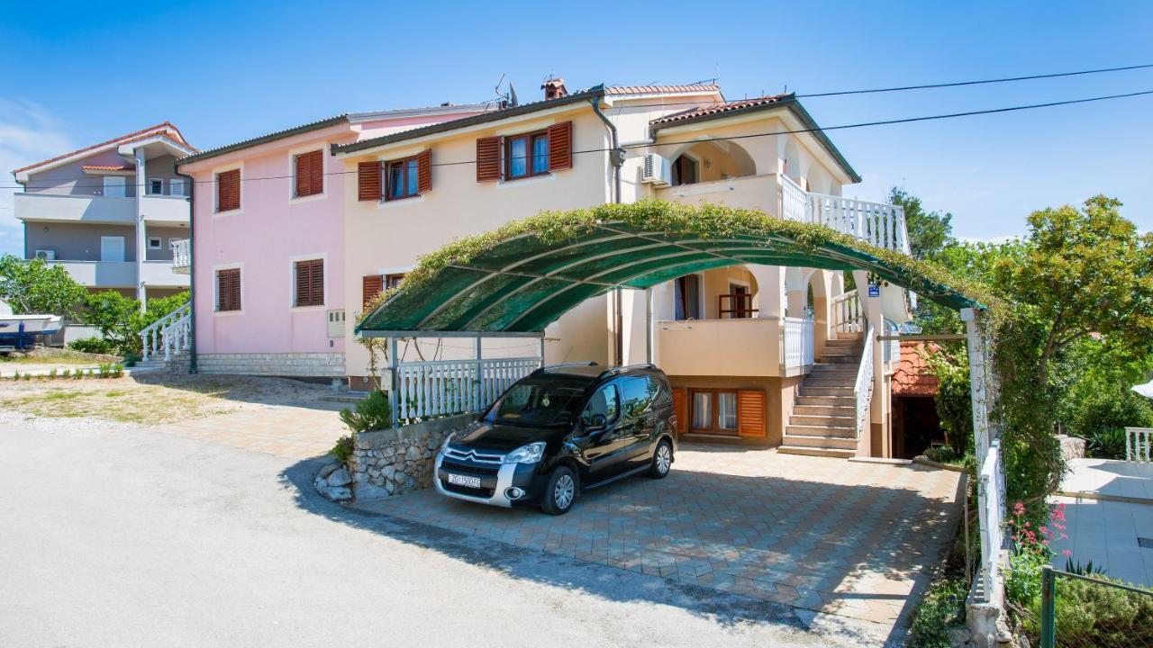 Apartment Branko Šilo Exterior foto